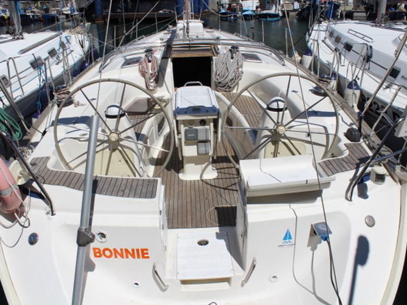Book yachts online - sailboat - Bavaria 44 - Bonnie - rent