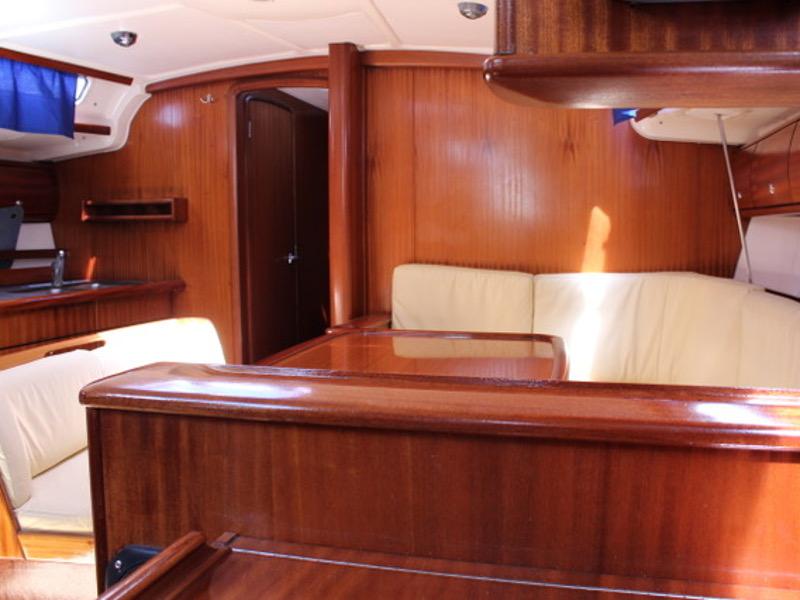 Book yachts online - sailboat - Bavaria 44 - Bonnie - rent