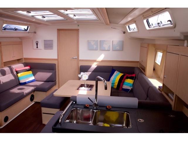 Book yachts online - sailboat - Hanse 455 - Horsefight - rent