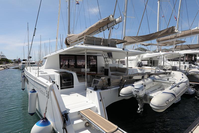 Book yachts online - catamaran - Saba 50 Quintet (6+1) - FEELING FREE - rent