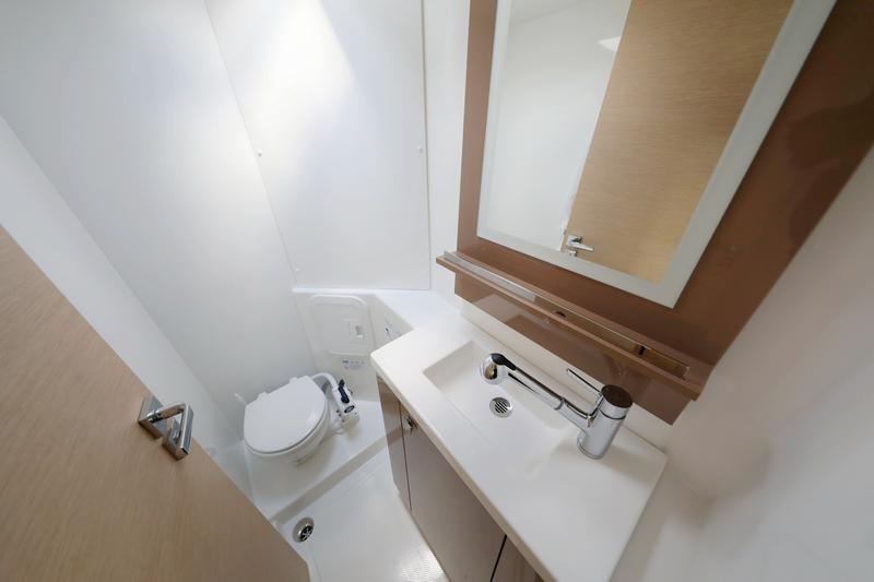 Book yachts online - catamaran - FP Lucia 40 - ANDARO - rent