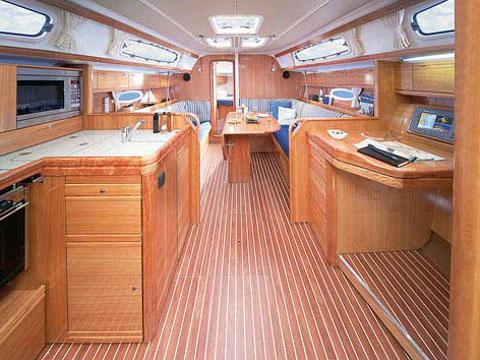 Book yachts online - sailboat - Bavaria 38 Cruiser - CORI - rent