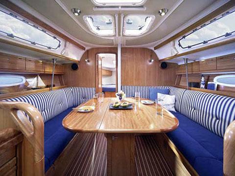 Book yachts online - sailboat - Bavaria 38 Cruiser - CORI - rent