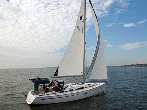 Book yachts online - sailboat - Bavaria 38 Cruiser - CORI - rent