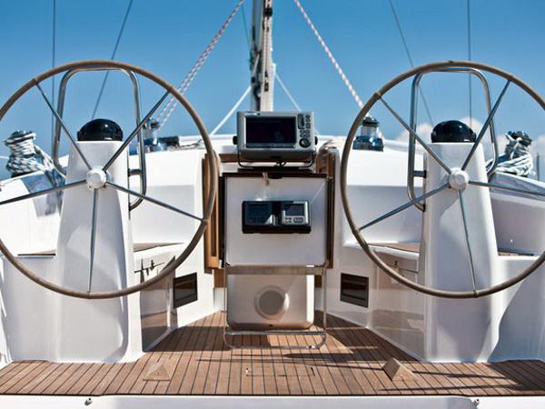Book yachts online - sailboat - Bavaria Cruiser 40 - STAR FABIAN - rent