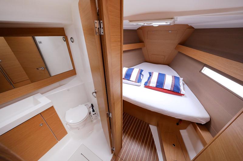 Book yachts online - sailboat - Dufour 412 GL - 3 FRIENDS - rent