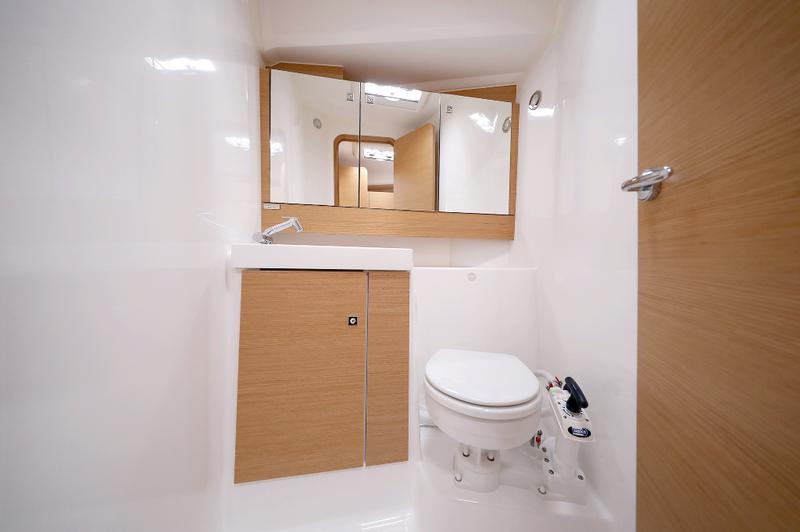 Book yachts online - sailboat - Dufour 412 GL - 3 FRIENDS - rent