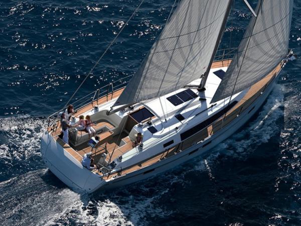 Book yachts online - sailboat - Bavaria Cruiser 46 - ZOE - rent