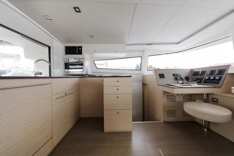 Book yachts online - catamaran - Bali 4.5 -1 - ROZI V - rent