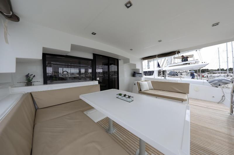 Book yachts online - catamaran - Bali 4.5 -1 - ROZI V - rent