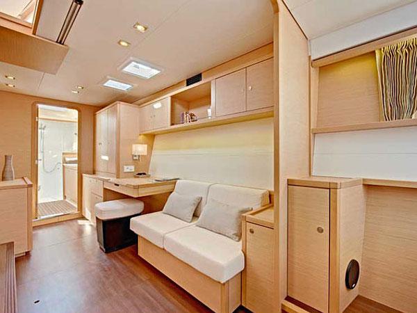 Book yachts online - catamaran - Lagoon 450 - MIRA V - rent