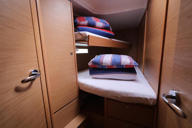 Book yachts online - sailboat - Dufour 460 Grand Large - WHATEVER - rent