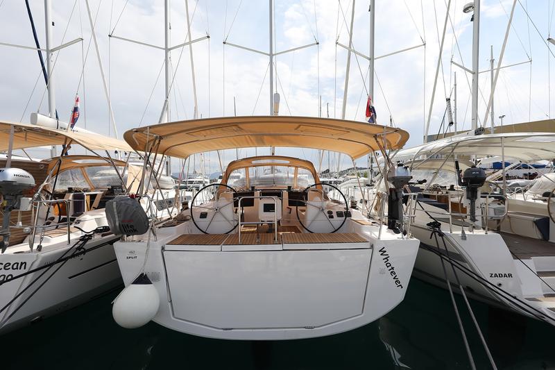 Book yachts online - sailboat - Dufour 460 Grand Large - WHATEVER - rent