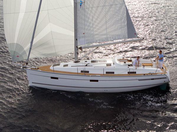 Book yachts online - sailboat - Bavaria Cruiser 36 - MIRA - rent