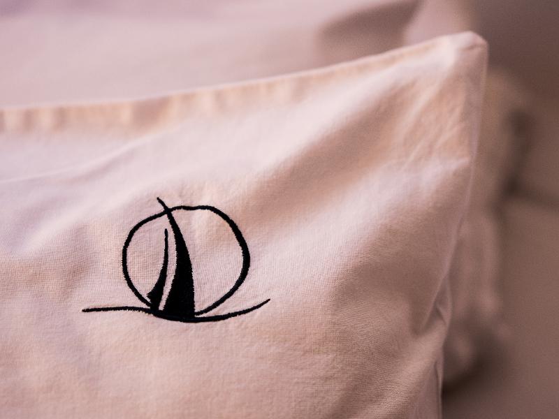 Book yachts online - sailboat - Bavaria Cruiser 45 - FADO - rent