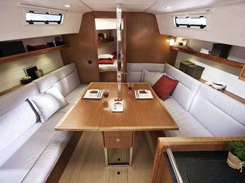 Book yachts online - sailboat - Bavaria 32 Cruiser - STAR CHIARA - rent