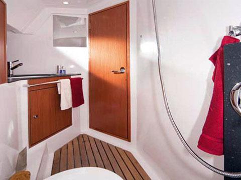Book yachts online - sailboat - Bavaria 32 Cruiser - STAR CHIARA - rent