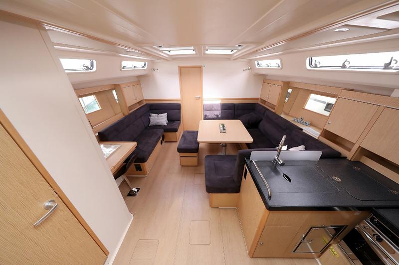 Book yachts online - sailboat - Hanse 455 - SUSSO - rent