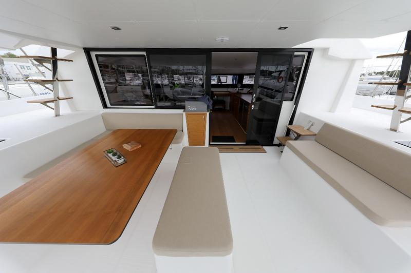 Book yachts online - catamaran - Dufour 48 - BE MINE - rent