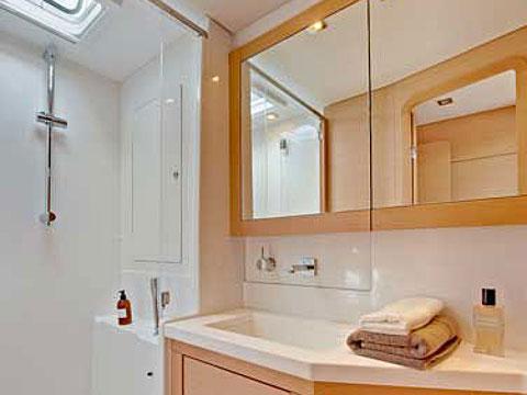 Book yachts online - catamaran - Lagoon 450 - DORKA V - rent