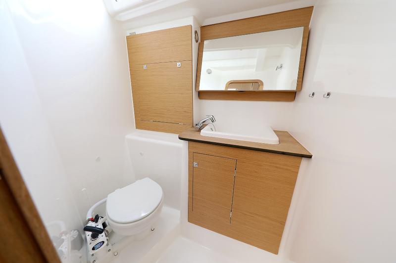 Book yachts online - sailboat - Dufour 460 Grand Large - CHUCK - rent