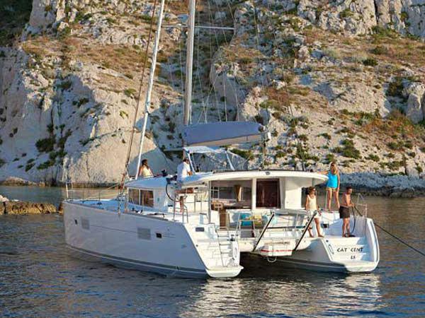 Book yachts online - catamaran - Lagoon 400 S2 - MAJA V - rent