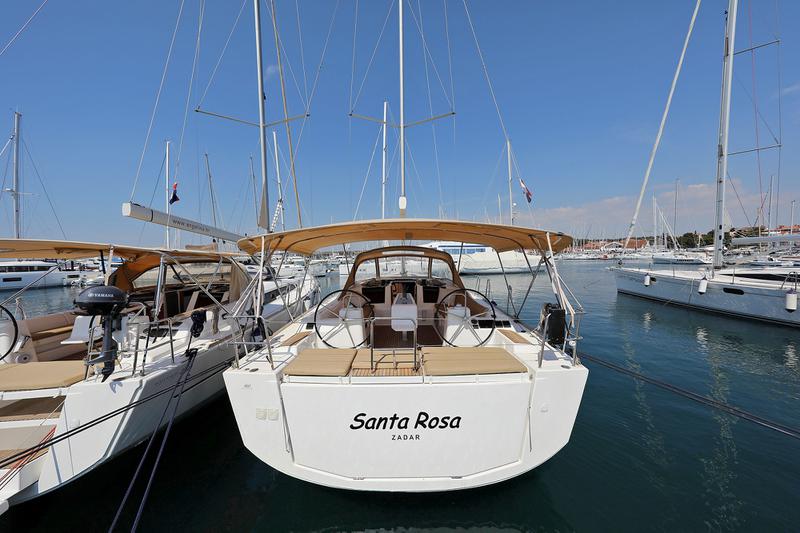 Book yachts online - sailboat - Dufour 460 Grand Large - SANTA ROSA - rent