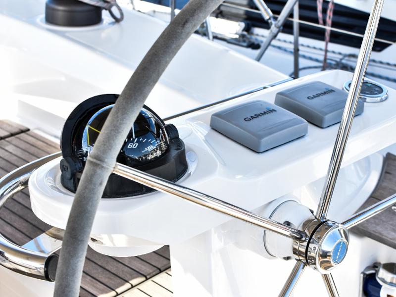Book yachts online - sailboat - Bavaria Cruiser 50 - SIEGAL - rent
