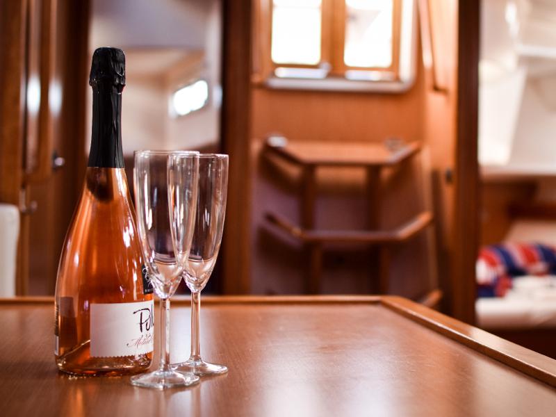 Book yachts online - sailboat - Bavaria Cruiser 50 - SIEGAL - rent