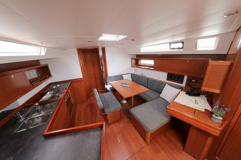 Book yachts online - sailboat - Oceanis 45-4 CABINS - ZEPHYRA - rent