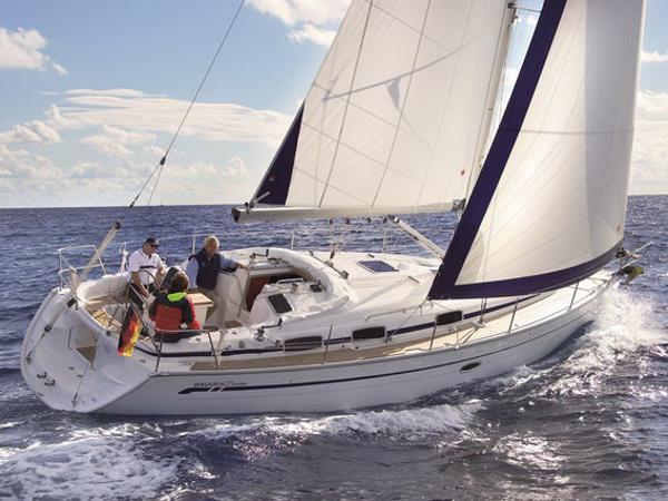 Book yachts online - sailboat - Bavaria Cruiser 37 - KALISPERA - rent