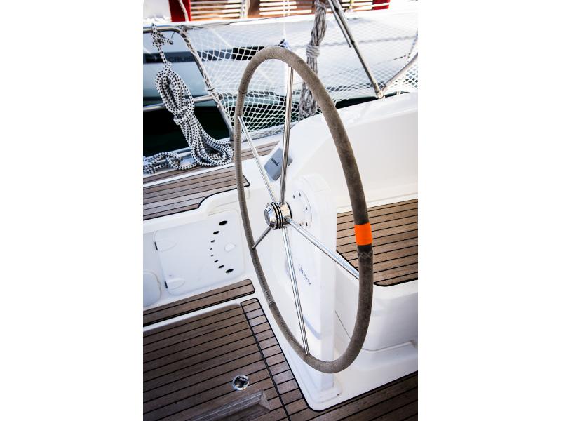 Book yachts online - sailboat - Bavaria 41 Cruiser - STAR LILLI - rent