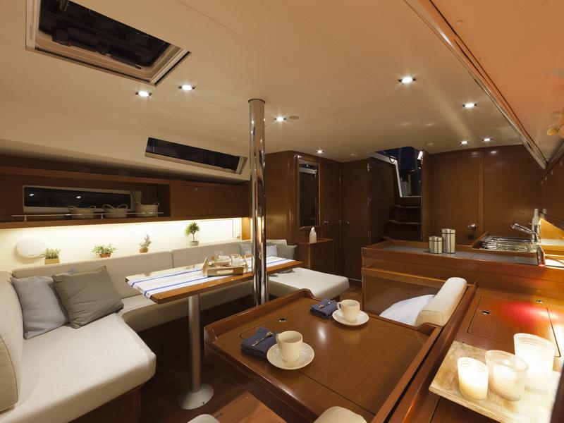 Book yachts online - sailboat - Oceanis 41 - ZYNTHA - rent