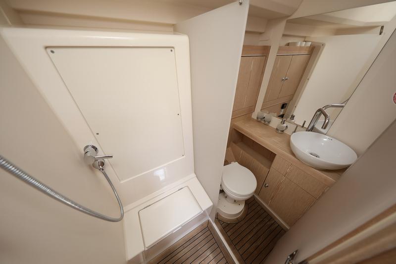 Book yachts online - sailboat - Hanse 575 - VIDAR - rent