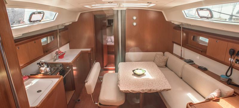 Book yachts online - sailboat - Oceanis 43 - SCARPANTO - rent