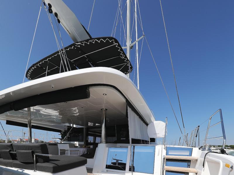 Book yachts online - catamaran - Lagoon 620 - MASTERDREAM  - rent
