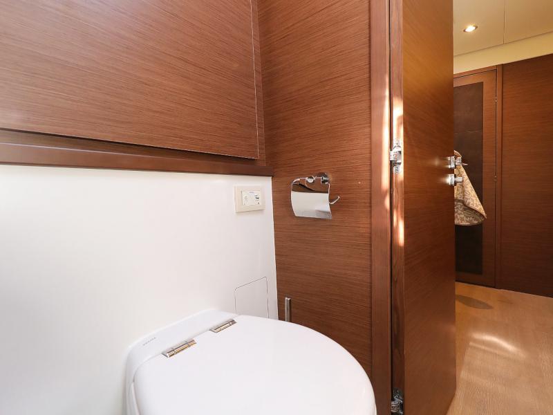 Book yachts online - catamaran - Lagoon 620 - MASTERDREAM  - rent