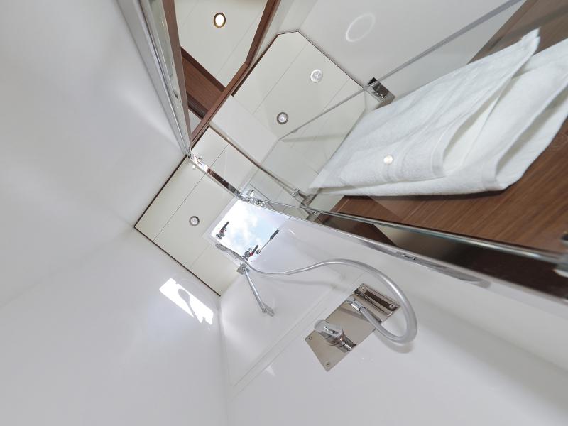 Book yachts online - catamaran - Lagoon 620 - MASTERDREAM  - rent