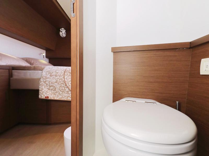 Book yachts online - catamaran - Lagoon 620 - MASTERDREAM  - rent