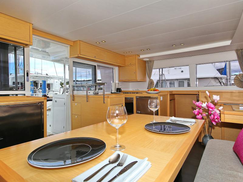 Book yachts online - catamaran - Lagoon 450 F - LADIES&amp;GENTLEMEN  - rent