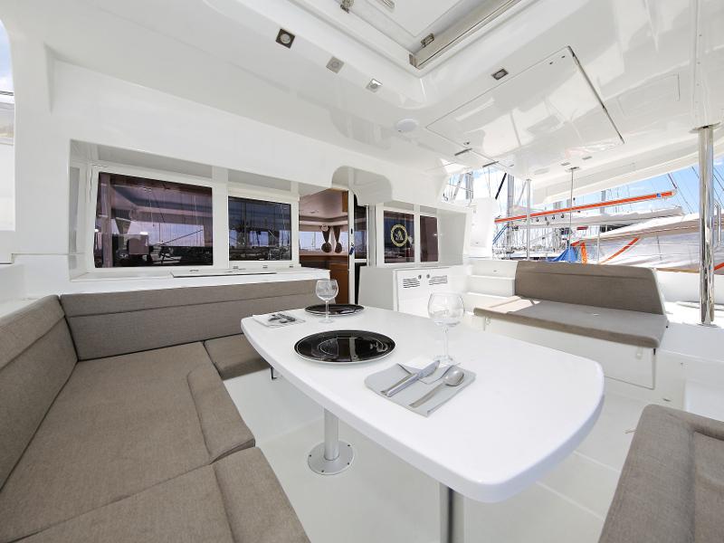 Book yachts online - catamaran - Lagoon 450 F - LADIES&amp;GENTLEMEN  - rent