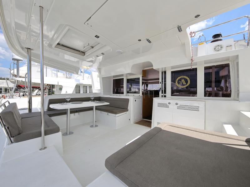 Book yachts online - catamaran - Lagoon 450 F - LADIES&amp;GENTLEMEN  - rent