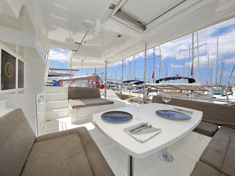 Book yachts online - catamaran - Lagoon 450 F - LADIES&amp;GENTLEMEN  - rent