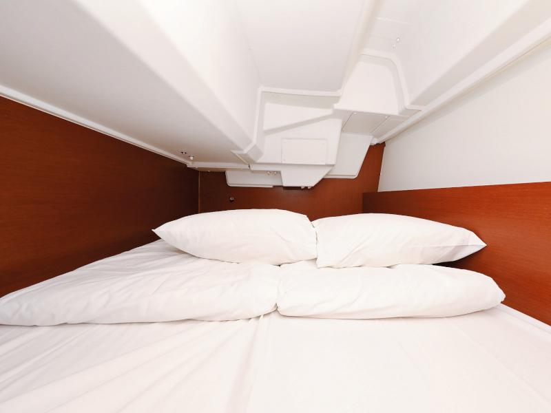 Book yachts online - sailboat - Oceanis 35.1 - IDILA  - rent