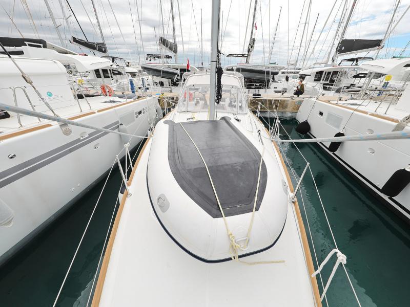 Book yachts online - sailboat - Oceanis 35.1 - IDILA  - rent