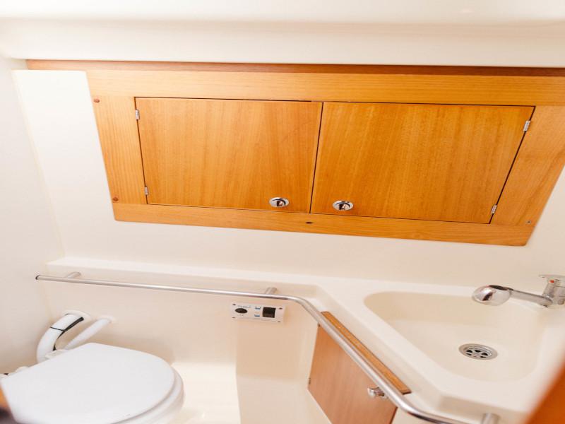 Book yachts online - sailboat - Elan 434 Impression - LINA - rent