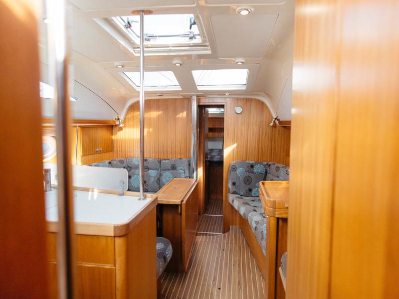 Book yachts online - sailboat - Elan 434 Impression - LINA - rent