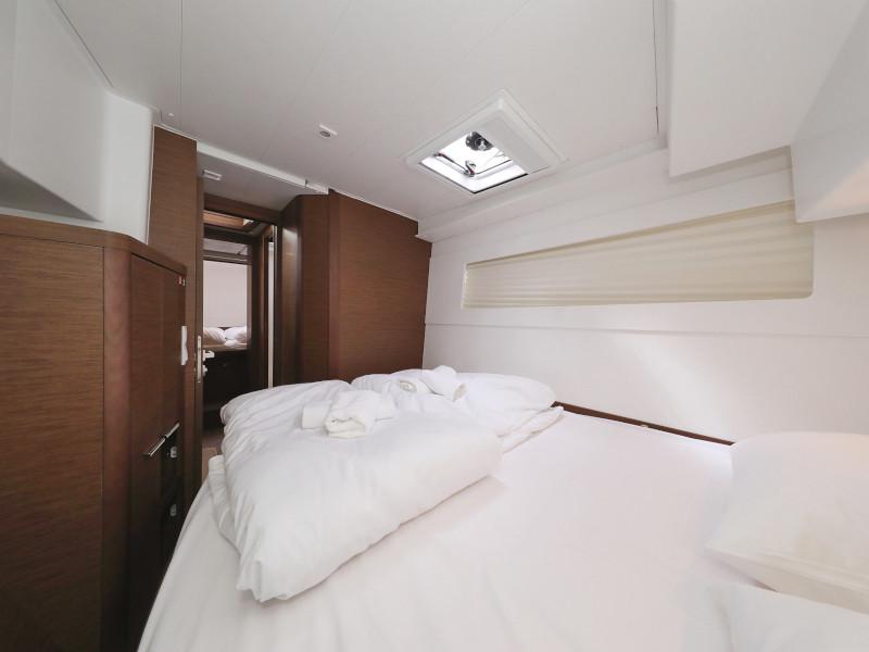 Book yachts online - catamaran - Lagoon 40-3 EXCLUSIVE - THE CURE OWNER VERSION AC salon + generator - rent