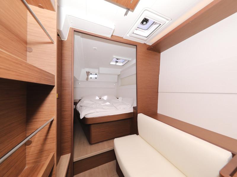 Book yachts online - catamaran - Lagoon 40-3 EXCLUSIVE - THE CURE OWNER VERSION AC salon + generator - rent