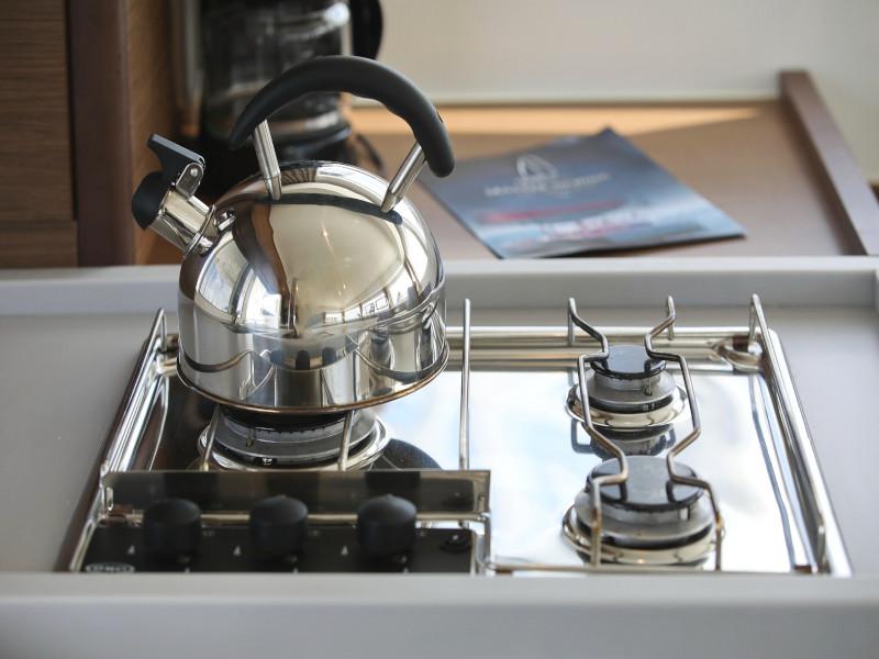 Book yachts online - catamaran - Lagoon 40-3 EXCLUSIVE - THE CURE OWNER VERSION AC salon + generator - rent